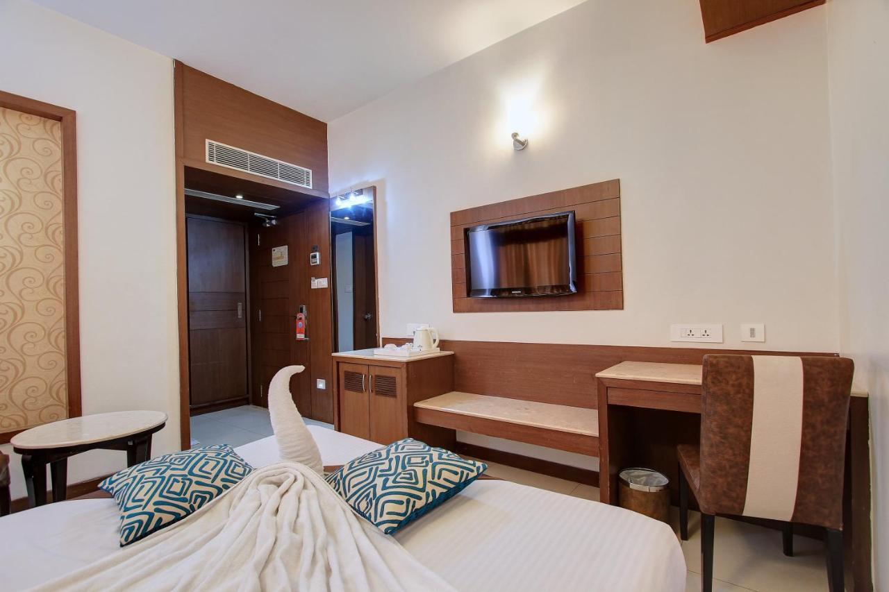 Hotel Prince Gardens كويمباتور المظهر الخارجي الصورة