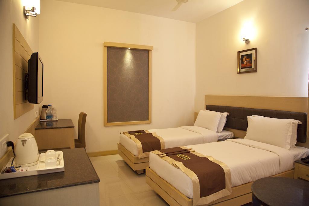 Hotel Prince Gardens كويمباتور المظهر الخارجي الصورة